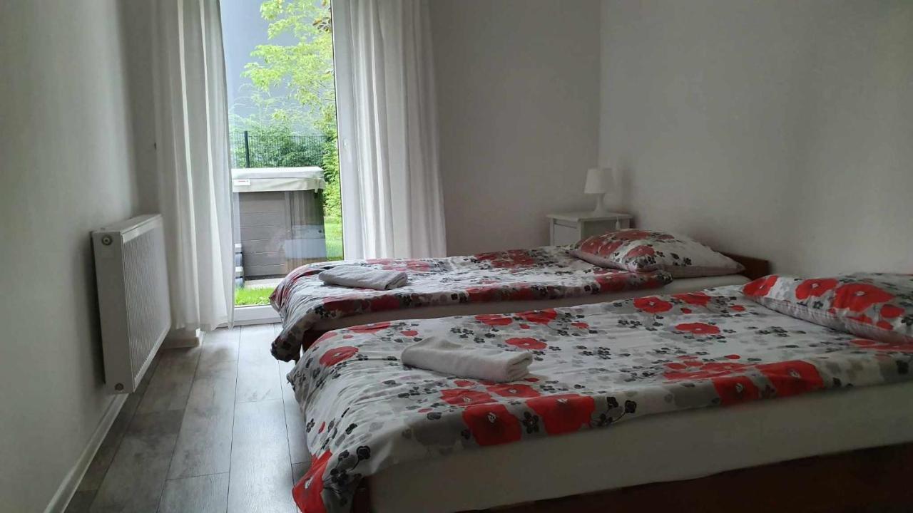 Dom Na Pieknej Ustron Villa Luaran gambar